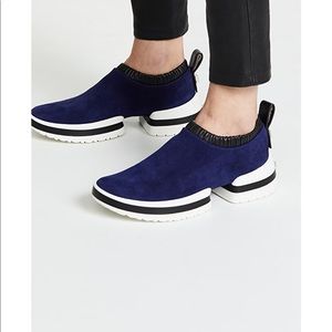 SZ 6 Stuart weitzman 612 platform sneaker